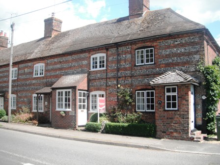 POPLAR COTTAGE POPLAR COTTAGE 24 Ludgershall Road Collingbourne Ducis Collingbourne Ducis SN8 3EJ